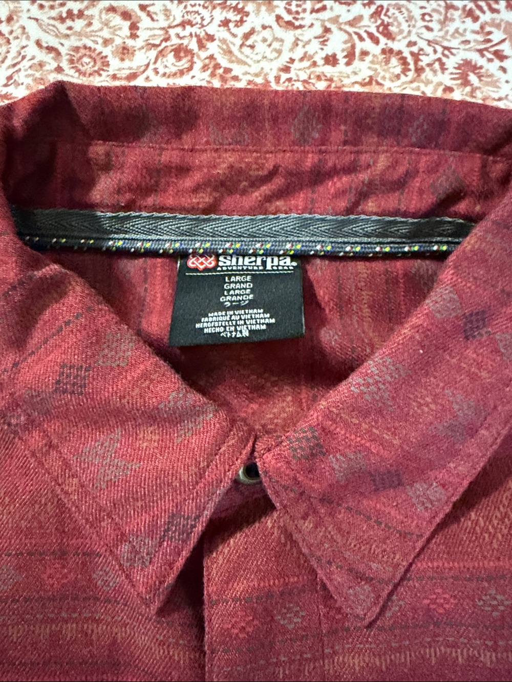 Men's Red Patterned Button-Up Jacket - Picture 3 of 10